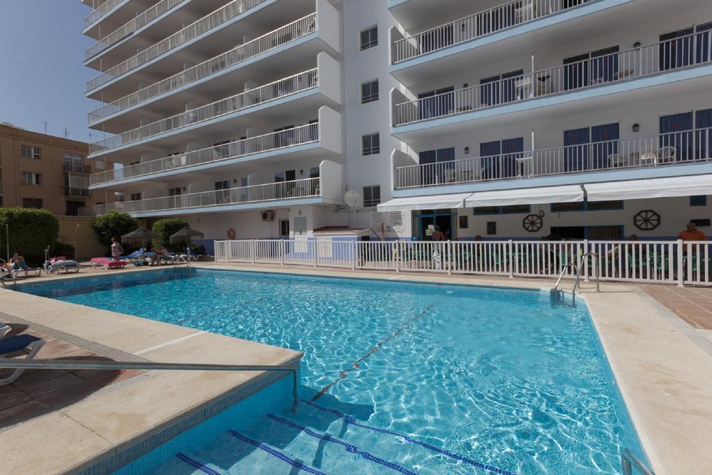 Apartamentos Embajador Fuengirola Exteriör bild