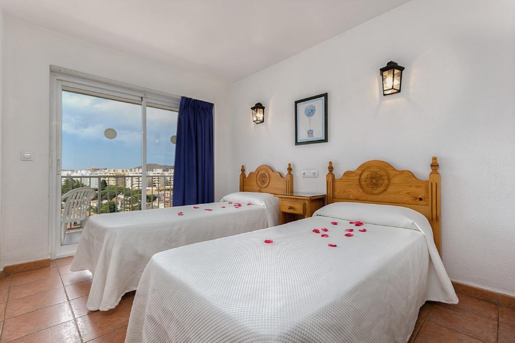 Apartamentos Embajador Fuengirola Exteriör bild