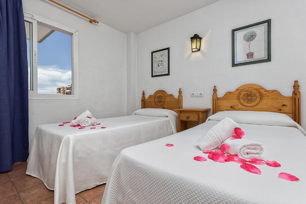 Apartamentos Embajador Fuengirola Exteriör bild